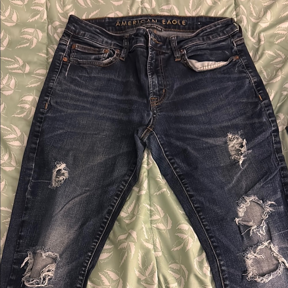 American Eagle Outfitters Men's Blue Distressed Jeans